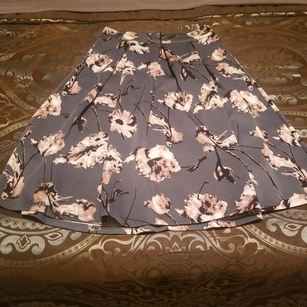 Women's Skirt